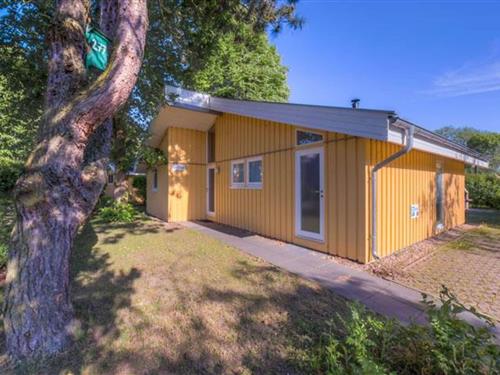 Sommerhus - 4 personer -  - 17252 - Granzow
