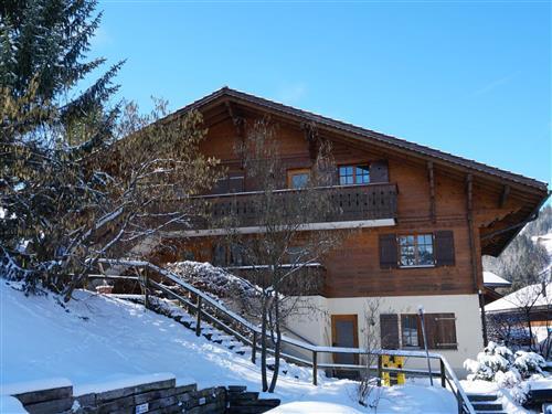 Holiday Home/Apartment - 4 persons -  - Zweisimmen - 3770