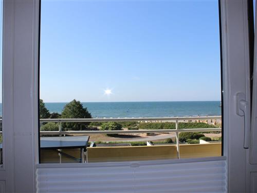 Holiday Home/Apartment - 4 persons -  - Stranddistelweg - 23769 - Burgtiefe-Südstrand