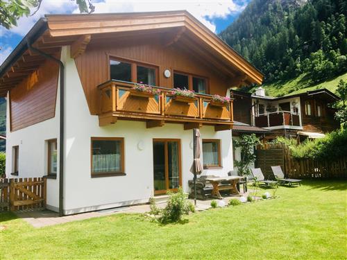 Holiday Home/Apartment - 6 persons -  - Lukasfeldweg 25 b - 5661 - Rauris