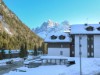 Image 28 - Outside