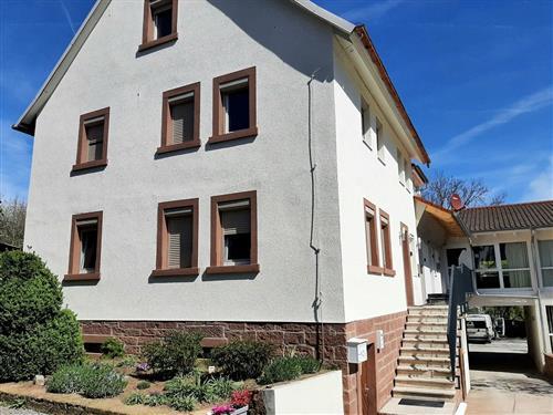 Ferienhaus - 5 Personen -  - Hauptstr. - 97839 - Esselbach