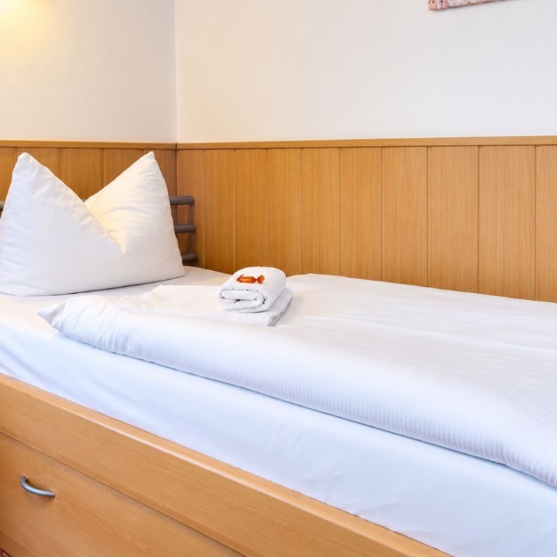 Ferielejlighed - 1 person -  - Karl-Risch-Straße - 18225 - Kühlungsborn