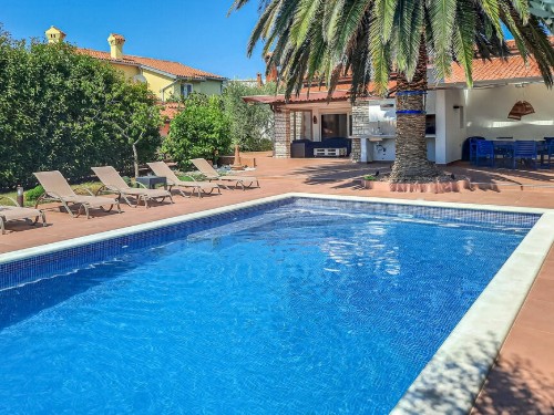 Holiday home - 6 persons -  - Ulica Monte Magno - 52100 - Pula