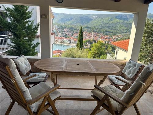 Holiday Home/Apartment - 4 persons -  - Jelsa - 21465 - Jelsa