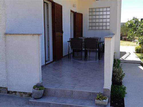 Holiday Home/Apartment - 5 persons -  - Starigrad - 23244 - Starigrad