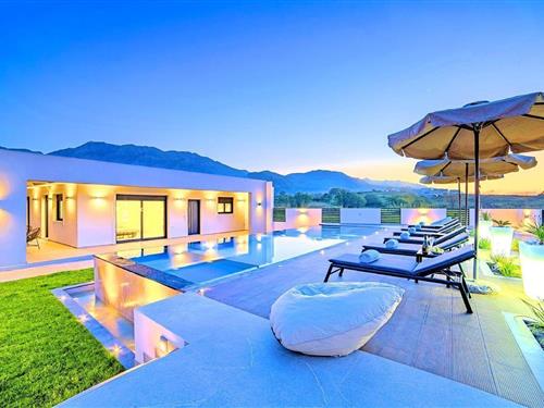 Feriehus - 8 personer -  - Kavros - 73007 - Paralia Kourna