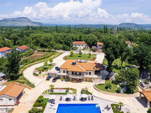 Holiday Home/Apartment - 12 persons -  - Grab - Ploce-Grab - Bih-88326 Grab