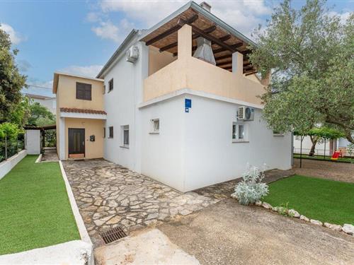 Holiday apartment - 4 persons -  - Ulica Porto San Giorgio - Biograd-Biograd Na Moru - 23210 - Biograd Na Moru