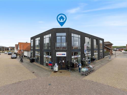 Sommerhus - 12 personer -  - Strandgade - 6960 - Hvide Sande