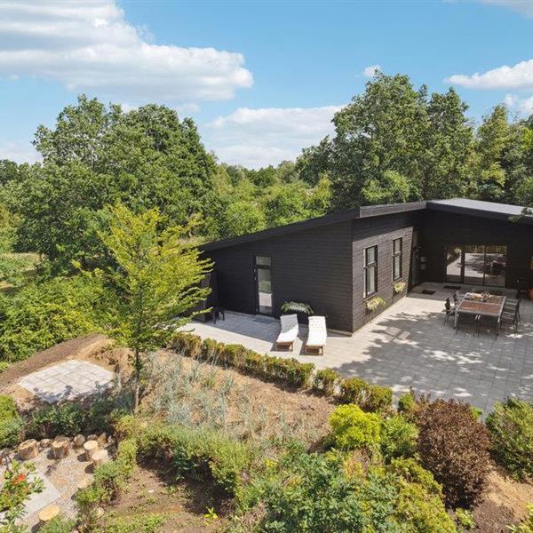 Emne nr.: 130-D82019