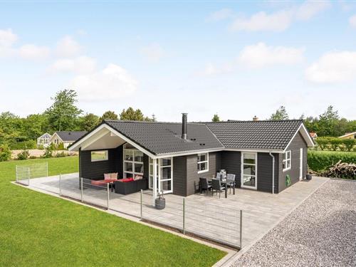 Holiday home - 6 persons -  - Brombærvej - Skaven - 6880 - Tarm