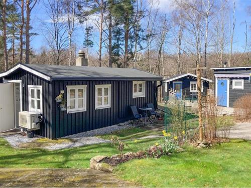 Fritidshus - 6 personer -  - Lists Väg - Karlshamn/Blekinge Skärgård - 374 31 - Karlshamn
