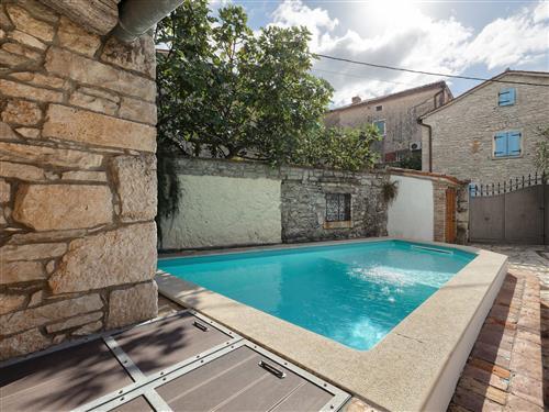 Fritidshus - 6 personer -  - Pula/Manjadvorci - 52207