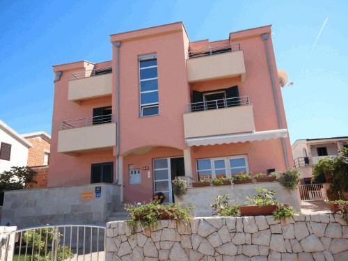 Holiday apartment - 4 persons -  - Ulica Bobovik IX - 23234 - Vir