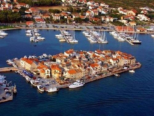 Sommerhus - 6 personer -  - Ulica Gornja riva - 22211 - Tribunj