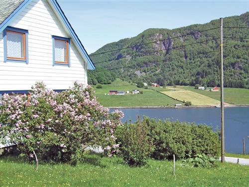 Sommerhus - 4 personer -  - Skifjordvegen - Sørbøvåg/Sandnes - 6958 - Sørbøvåg
