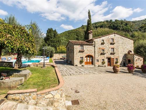 Sommerhus - 11 personer -  - Via Crespole e Fabbriche - 51100 - Pistoia