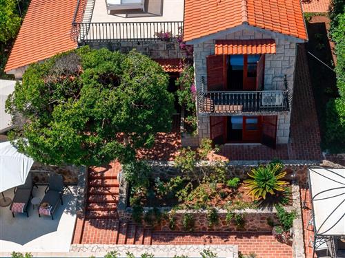 Feriehus - 8 personer -  - Jelsa - 21465 - Jelsa