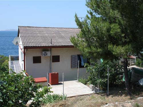 Holiday Home/Apartment - 3 persons -  - Murter - 22243 - Murter