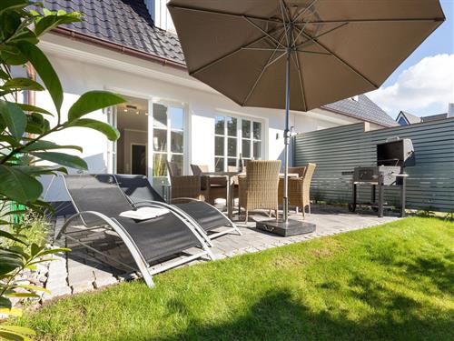 Holiday Home/Apartment - 6 persons -  - Neue Reihe - 18374 - Zingst / Ostseebad Zingst