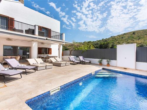 Sommerhus - 8 personer -  - Carrer Ramon Llull - Villa Son Carrio, Son Carrio - 07540 - Son Carrio