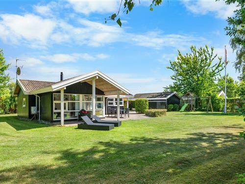 Holiday home - 8 persons -  - Vestparken - Hasmark - 5450 - Otterup