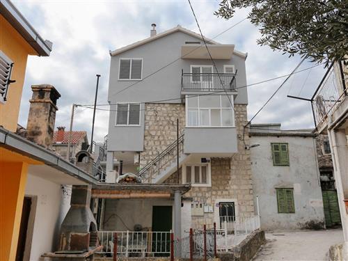 Holiday apartment - 4 persons -  - Kumbatova - 21214 - Kastel Kambelovac