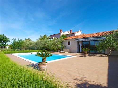 Fritidshus - 8 personer -  - Pineta - 52212 - Valbandon