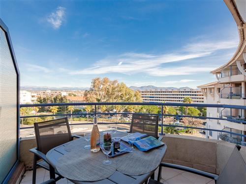 Holiday apartment - 4 persons -  - Fréjus - 83600