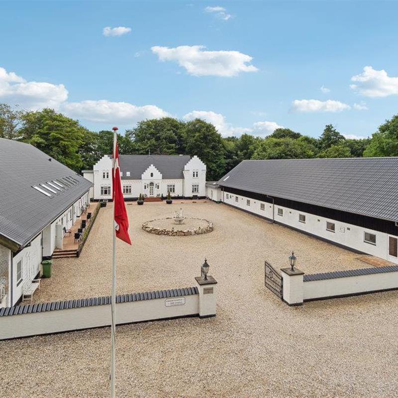 Sommerhus - 22 personer -  - Hessellundvej - 6690 - Gørding