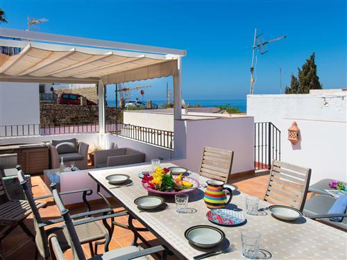 Holiday Home/Apartment - 5 persons -  - Almuñécar - 18690