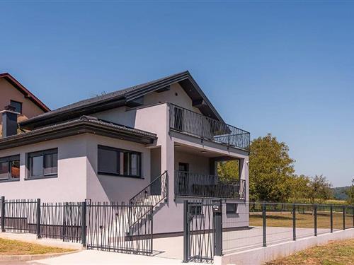 Sommerhus - 8 personer -  - Donji Velemeric - 47252 - Donji Velemeric