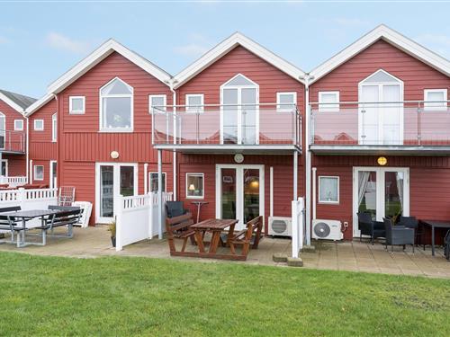 Semesterhus/Semesterlägenhet - 6 personer -  - Stranden - Øster Hurup - 9560 - Hadsund