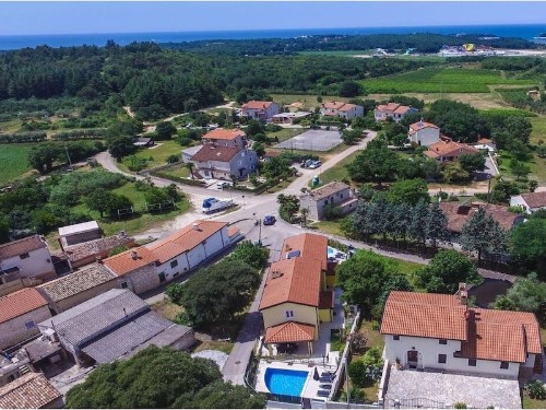 Ferienhaus - 8 Personen -  - 52440 - Porec