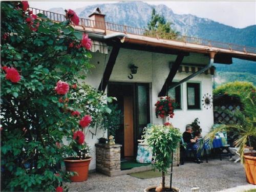 Holiday Home/Apartment - 1 person -  - Lange Gasse - 83435 - Bad Reichenhall