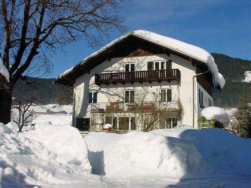 Holiday Home/Apartment - 6 persons -  - Gosauseestraße - 4824 - Gosau