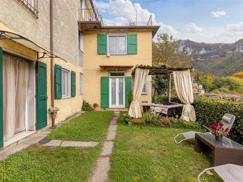 Sommerhus - 4 personer -  - Via G. Marconi - Stazzema - 55040 - Stazzema Lu