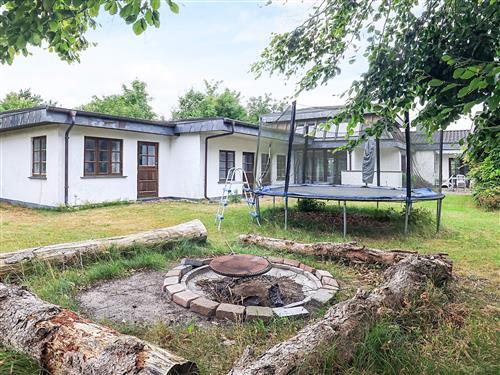 Sommerhus - 16 personer -  - Rørsangervej - Marielyst - 4873 - Væggerløse