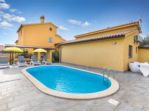 Holiday home - 6 persons -  - Ulica San Zoane - Pula-Galizana - 52216 - Galizana