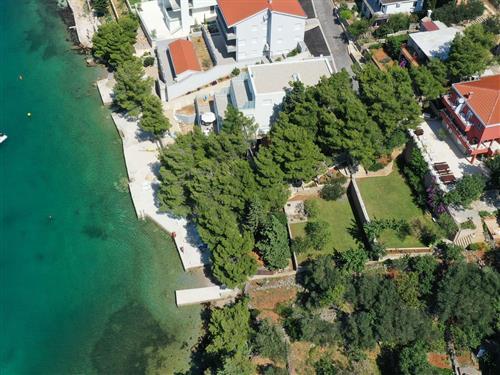 Holiday Home/Apartment - 4 persons -  - Ul. Jose Dokoza - 23244 - Starigrad