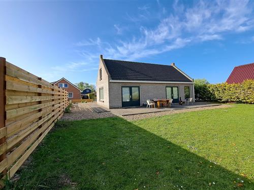 Holiday home - 6 persons -  - 8851RB - Tzummarum