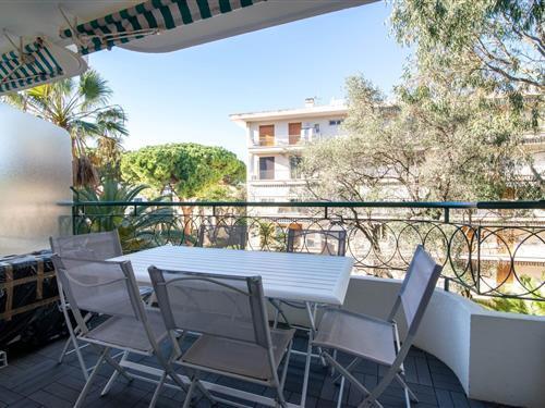 Holiday apartment - 4 persons -  - 06400 - Cannes