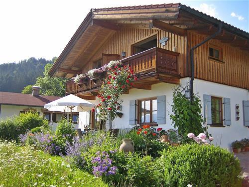 Holiday Home/Apartment - 3 persons -  - Birnbacherstrasse - 83242 - Reit Im Winkl