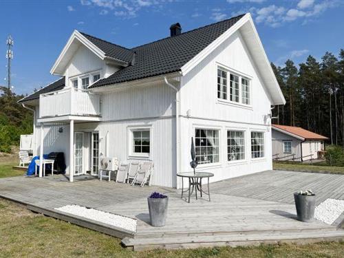 Semesterhus/Semesterlägenhet - 8 personer -  - 395 93 - Rockneby