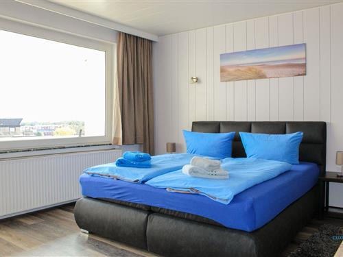 Holiday Home/Apartment - 2 persons -  - Strandhausalllee - 27476 - Cuxhaven