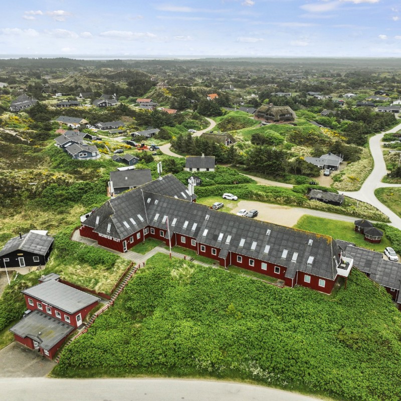 Sommerhus - 4 personer -  - Hjelmevej 15, 10 st - 6854 - Henne Strand