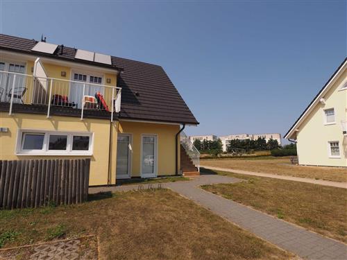 Holiday Home/Apartment - 5 persons -  - Parkstr. - 18211 - Börgerende-Rethwisch