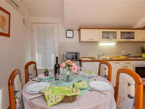 Holiday Home/Apartment - 4 persons -  - 21400 - Supetar