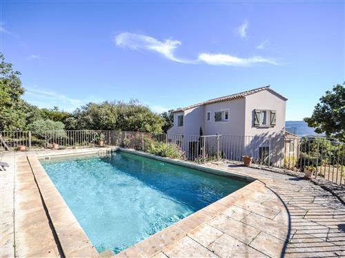 Feriehus - 8 personer -  - Apt - 84750